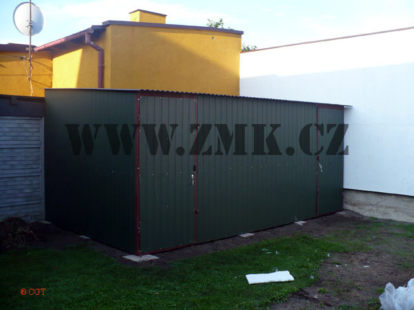 ZMK.Sklad montovaný plechový 3 x 5 m,střecha se sklonem na bok,v barvě RAL