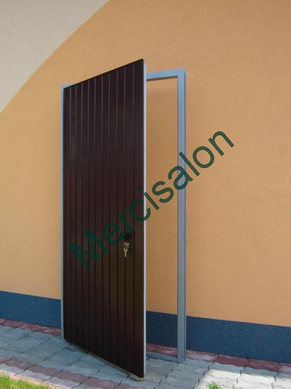 ZMK.Plechové dveře š.80 x 200 cm,RAL 8017,levé