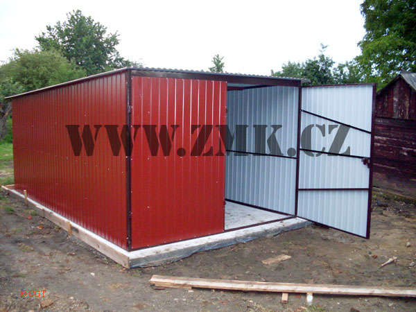 ZMK.Montovaná pozinkovaná garáž 3 x 5 m ( Pultová střecha) + barva