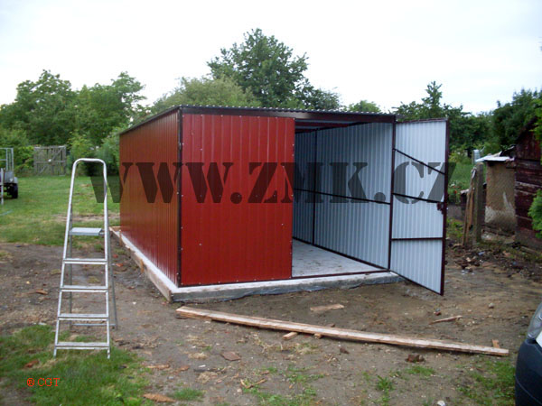 ZMK.Montovaná pozinkovaná garáž 3 x 5 m ( Pultová střecha) + barva