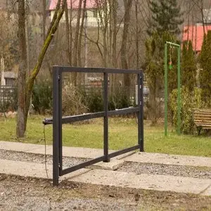 Dvoukřídlá brána s pohonem š.4 x v.1 m
