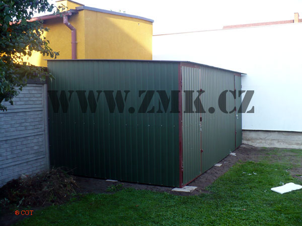 ZMK.Sklad montovaný plechový 3 x 4 m,střecha se sklonem na bok,v barvě RAL