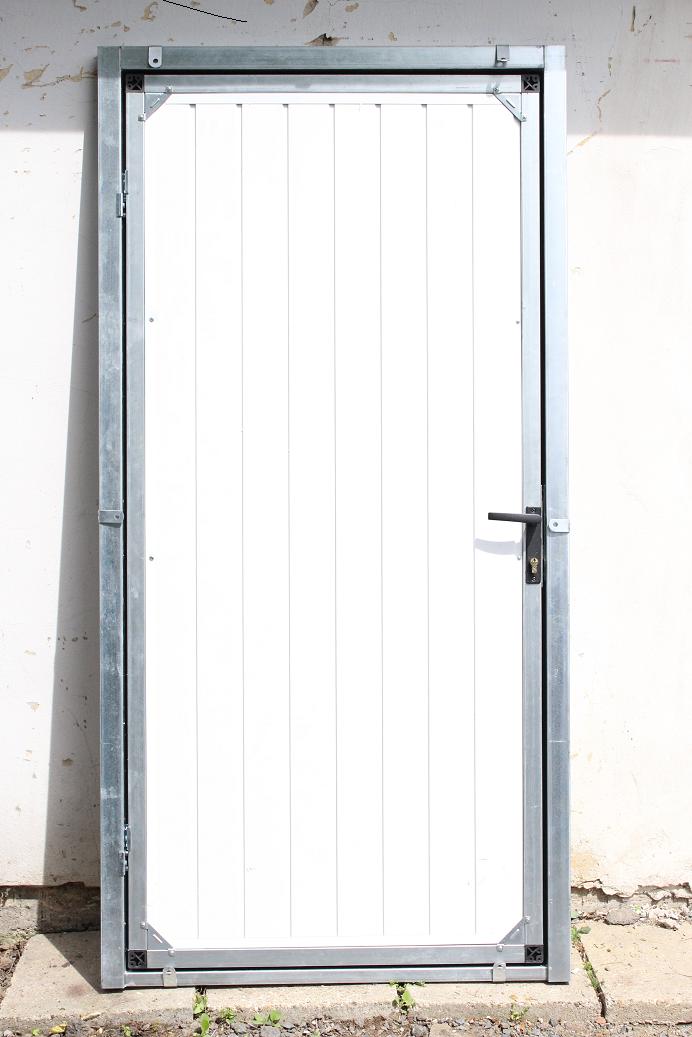ZMK.Plechové dveře š.80 x 200 cm,RAL 8017,pravé