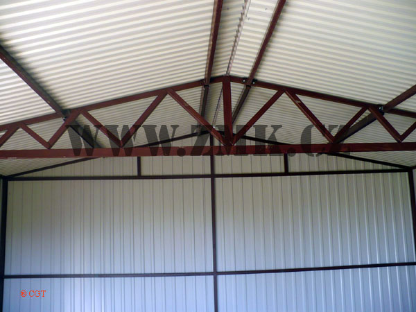 ZMK.Plechová garáž 3 x 5 m, sedlová střecha,výklopná vrata,boční dveře,barva 